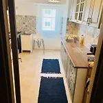 By The Sea For Family Apartment