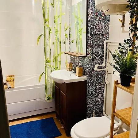 아파트 By The Sea For Family