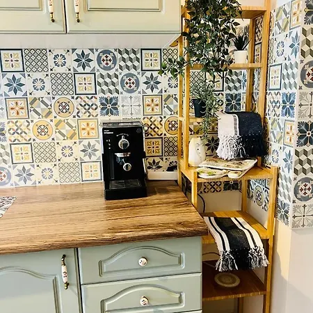 By The Sea For Family * 만갈리아